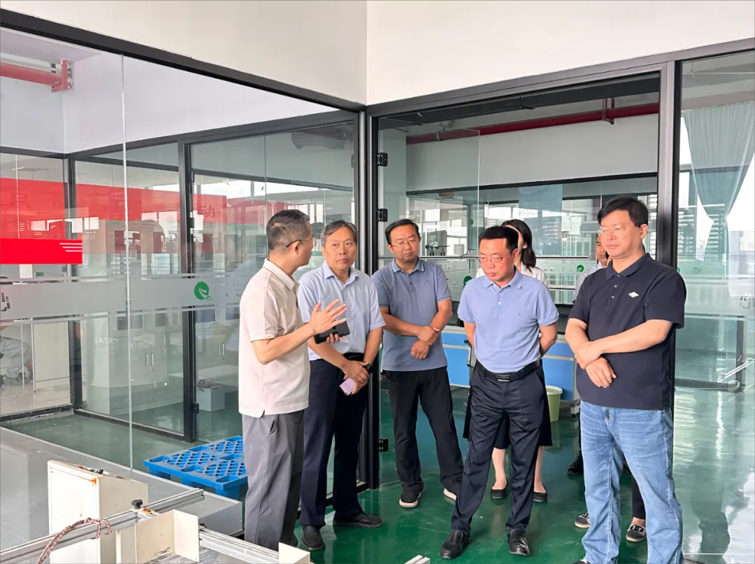 ���l(xi��ng)�����f(xi��)ί�T�F�W�R���w�Ƽ��_չ���|(zh��)���a(ch��n)�����}�{(di��o)�л��